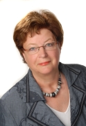 Frau Cornelia Jäger